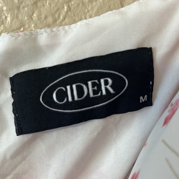 Cider mini dress/romper NWOT - Picture 2 of 3